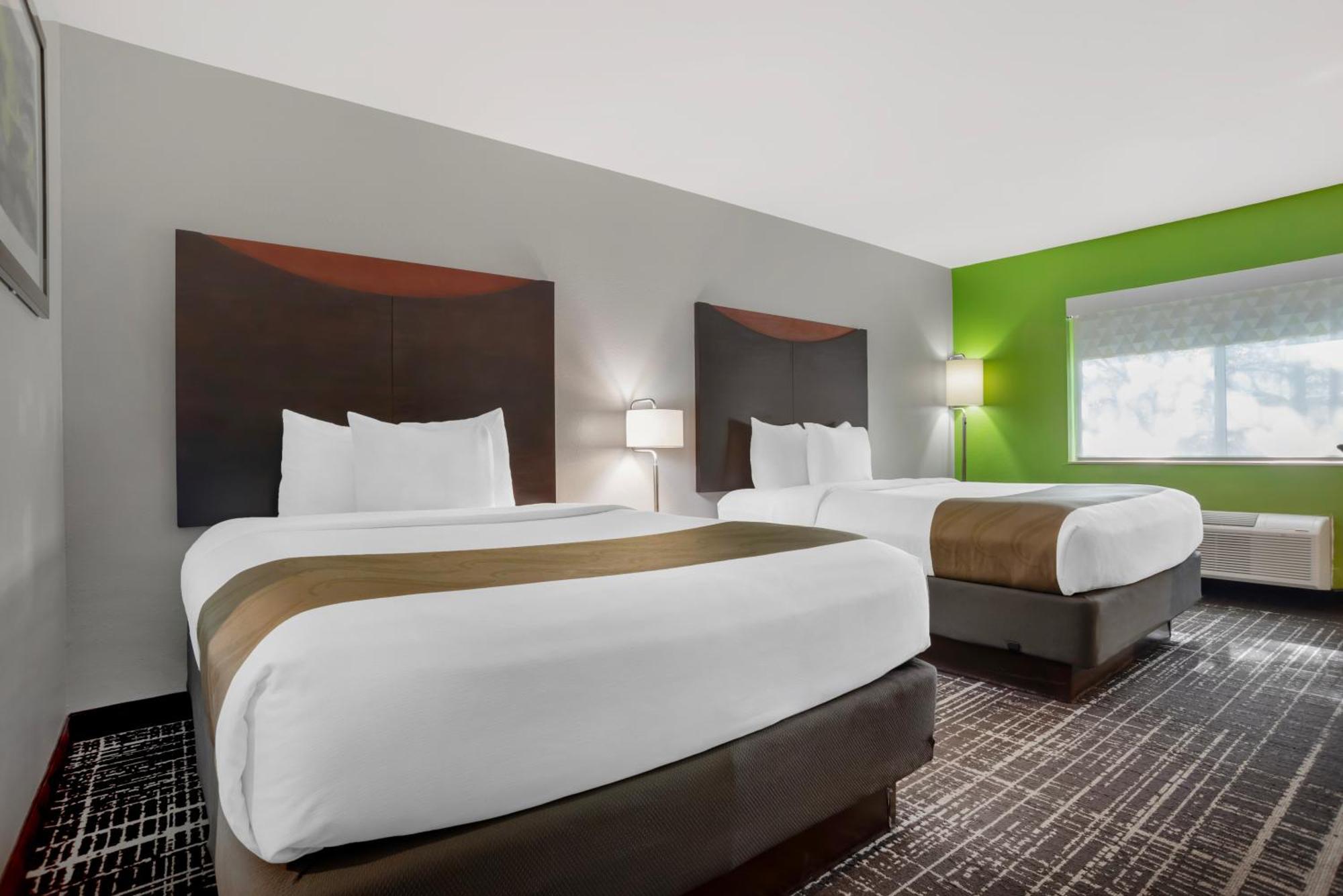 Quality Inn & Suites Birmingham - Highway 280 Eksteriør billede