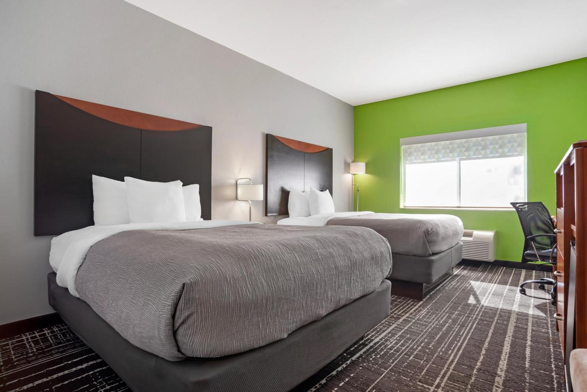 Quality Inn & Suites Birmingham - Highway 280 Eksteriør billede