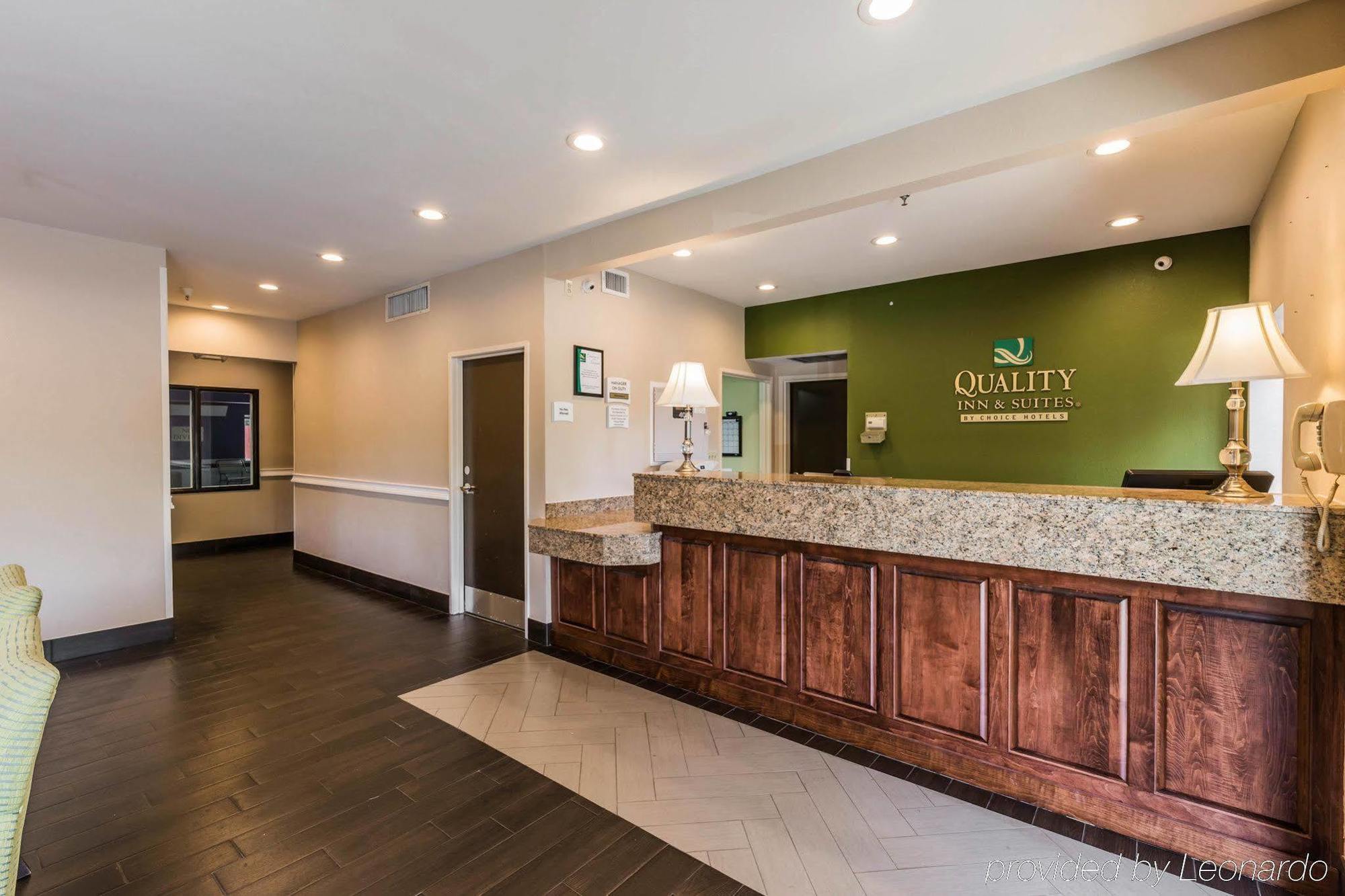 Quality Inn & Suites Birmingham - Highway 280 Eksteriør billede