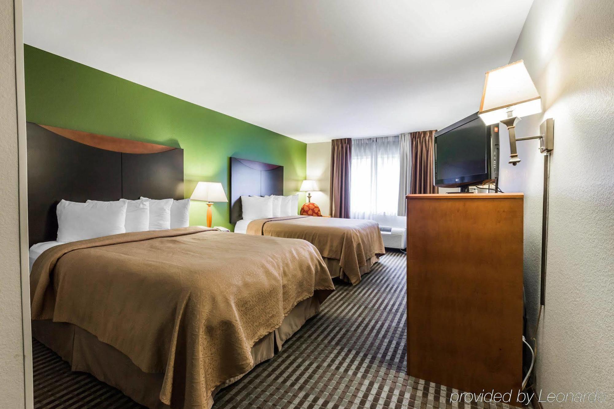 Quality Inn & Suites Birmingham - Highway 280 Eksteriør billede